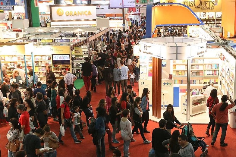 48° FERIA INTERNACIONAL DEL LIBRO EN BUENOS AIRES