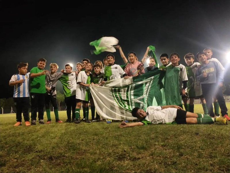 FÚTBOL INFERIORES: Bochazo campeón en 9na.