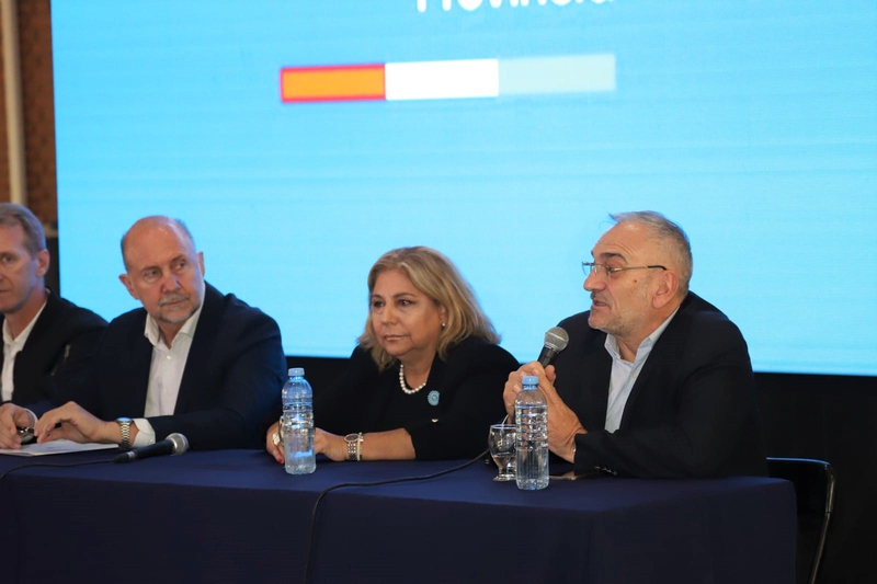 SE PRESENTARON LAS OFERTAS PARA LA CONSTRUCCIÓN DEL HOSPITAL ALMICAR GOROSITO Y POSTA DEL SIES 107 DE SUNCHALES
