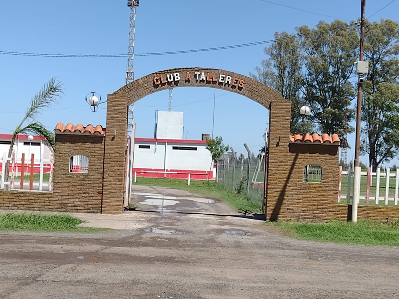 LA PROVINCIA APOYA CON RECURSOS A CLUBES DEL DEPARTAMENTO CASTELLANOS