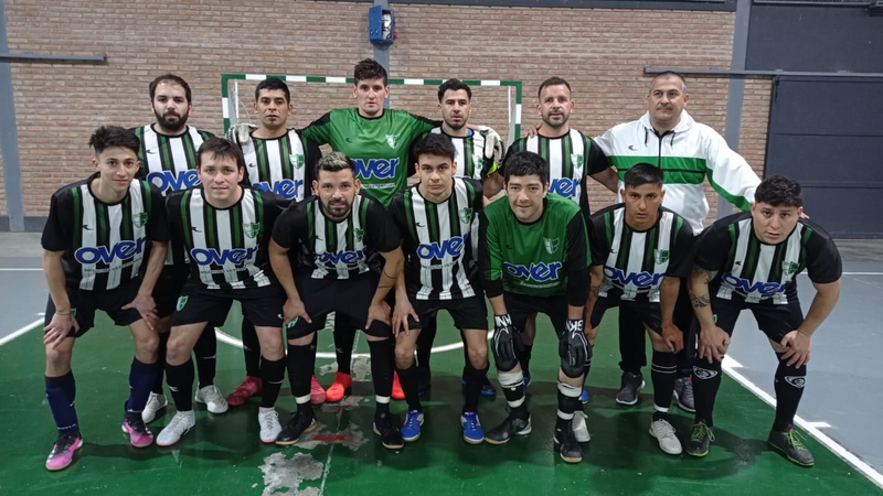 FUTSAL - Buen comienzo del verde, derrotando al Expreso.