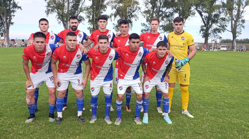 FÚTBOL DEL GRUPO B - BOCHAZO PERDIÓ ANTE TALLERES EN MARIA JUANA.