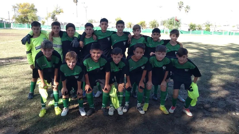 FÚTBOL INFERIORES - Bochazo supero a Josefina.