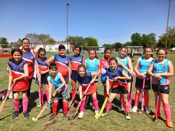 ENCUENTRO DE HOCKEY EN SAN JORGE