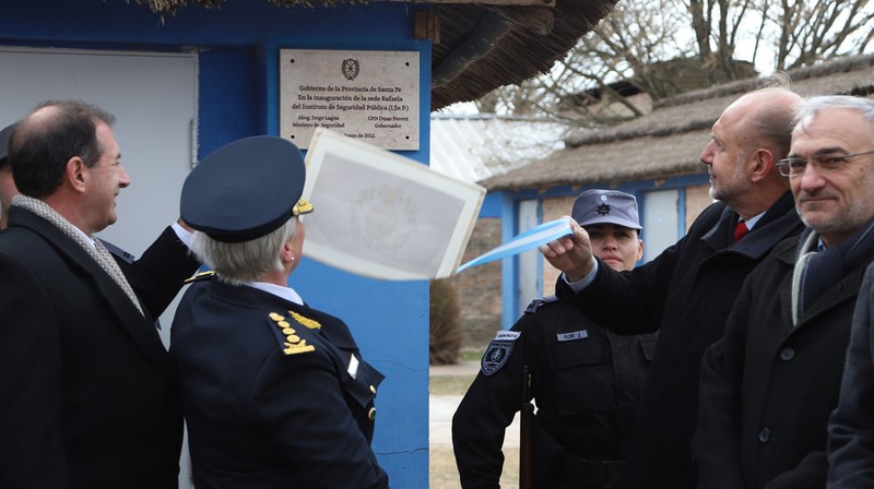 Inauguraron la escuela regional de policías en Rafaela