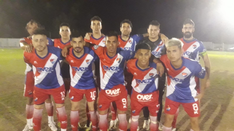 FÚTBOL - BOCHAZO ARRANCÓ CON UN EMPATE.
