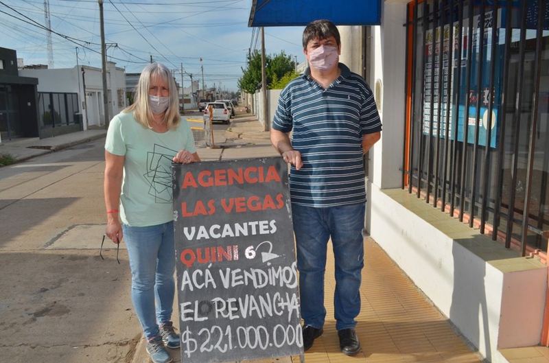 "ESTAMOS CON UNA EMOCIÓN QUE NO SE PUEDE EXPLICAR" , DIJERON DESDE LA AGENCIA VENDEDORA DEL QUINI MILLONARIO