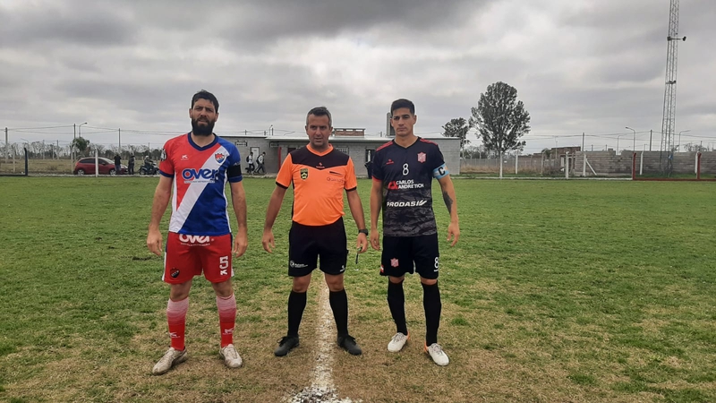 FÚTBOL - Bochazo fue superado en su casa por el 9.